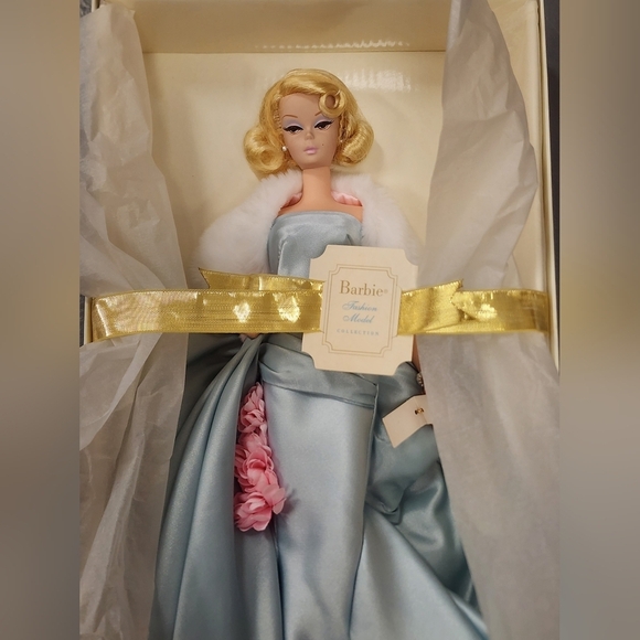 NRFB Mattel, Barbie Silkstone Fashion Model “Delphine” Doll Limited Edition, NIB - Picture 5 of 15